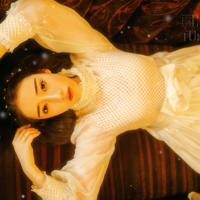 女生脖子上戴狗链(警花与警犬之寒冰恋)