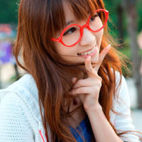 美女脱了小内裤看正面(美女穿裙子忘穿小内内)