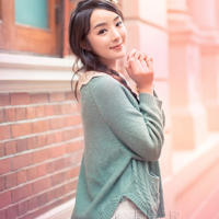 疯狂撞击丝袜人妻TXT(我与美艳yin荡丝袜的老师)