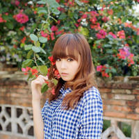 玩弄大学同学新婚娇妻小说(娇妻和她的学生们全文下载)