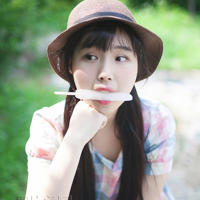 美妇玉足高跟鞋小说(举着高跟鞋美腿作爱小说)