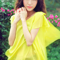 我和两个女同事玩3p(出差双飞了女同事)