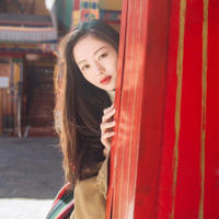 女王老师靴奴小说(玩弄丝脚美足鞋小说)