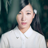 迷恋妖艳老熟女的l浓臭脚味(浓精喷在老师的丝袜脚视)