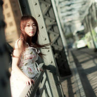             奶头被书记吃得又翘又硬        (            老局长咬住秘书奶头        )