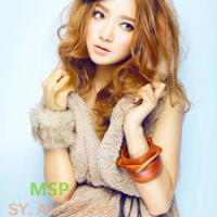 公交车上男子将手伸进裙子里摸(我故意忘穿内裤坐公交)