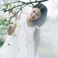 贵妇舒美玉成熟饱满(雨露滋润美妇久旷)