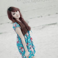 将五根玉趾含入口中(老师丝袜蹂躏榨精踩我的裆部)