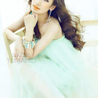 在我进入的瞬间我真想死在你怀里(喊出来就舒服了)