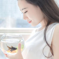 邻居老师婬荡乱婬小说(玩弄邻居少妇高潮潮喷的经历)