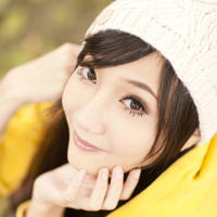 坐公交车忘穿内裤穿短裙(公交车上隔着内裤揉弄)