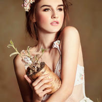 玉足脚交极品h文(魔女玉足榨精调教小说)