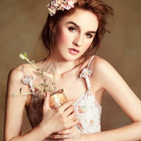 翁熄粗长粗大满足少妇(厨房挺进岳两腿间)