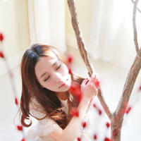 我在上课他在下添的好爽(男女一边摸一边做爽爽的)