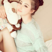 浓精喷在人妻的玉足(女王陛下的玉足踩着我)