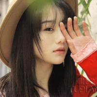             厨房玩弄丰满人妻系列        (            在厨房掀起短裙翘起屁股麻麻        )