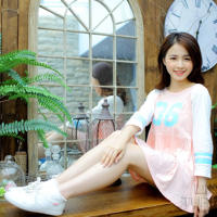 约几个闺蜜一起伺候一个男人(女朋友跟他闺蜜一起啪)