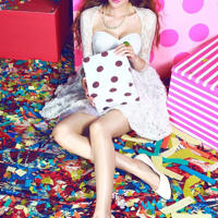             肖艳顺从地转过身去        (            么公的又大又深又硬想要        )