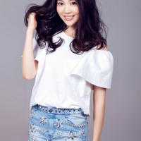 贵妇在车里被强(玩弄极品美妇让怀孕的小说)