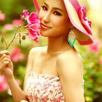 黑色蕾丝艳妇小说(银行美妇美腿小说)