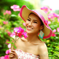 浴室挺岳双腿之间(岳腿缝之间水汪汪)