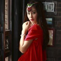 丰满少妇高潮哇哇哇大叫(极品少妇扒开两腿之间)