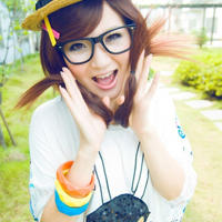 地铁里我让男子摸到高潮(公交车上把我腿打开摸到高潮男男)