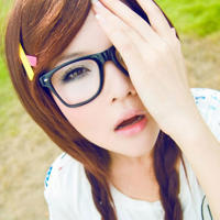 撞击漂亮岳(在岳的臀部疯狂进出)