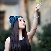 美女出门穿裙子忘记穿内裤(大手伸进裙底揉捏公交车口述作文)