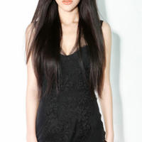 大胸放荡娇妻穿丁字裤(被别人调教成荡 妇)