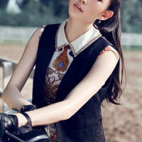 健身教练一本正经的吃豆腐(在楼梯间打扑克原声)