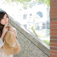 李娟公交车(晚上公交车最后一排)