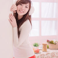 肉色呻吟胯下丝袜高跟(白领老师娇唇肉色丝袜呻吟)