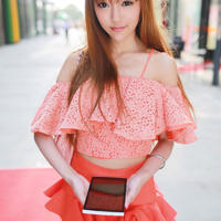 超短裙丝袜娇妻出轨(调教少妇的yin荡生活小说)