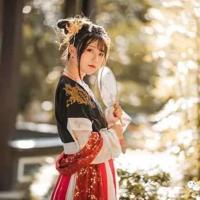 校园喜剧读后感200字汇合