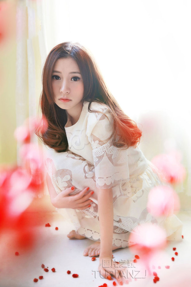 粗大挺进丝袜美腿(丝袜美腿疼)