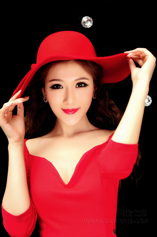 走一步停一下(走路后退撞到)